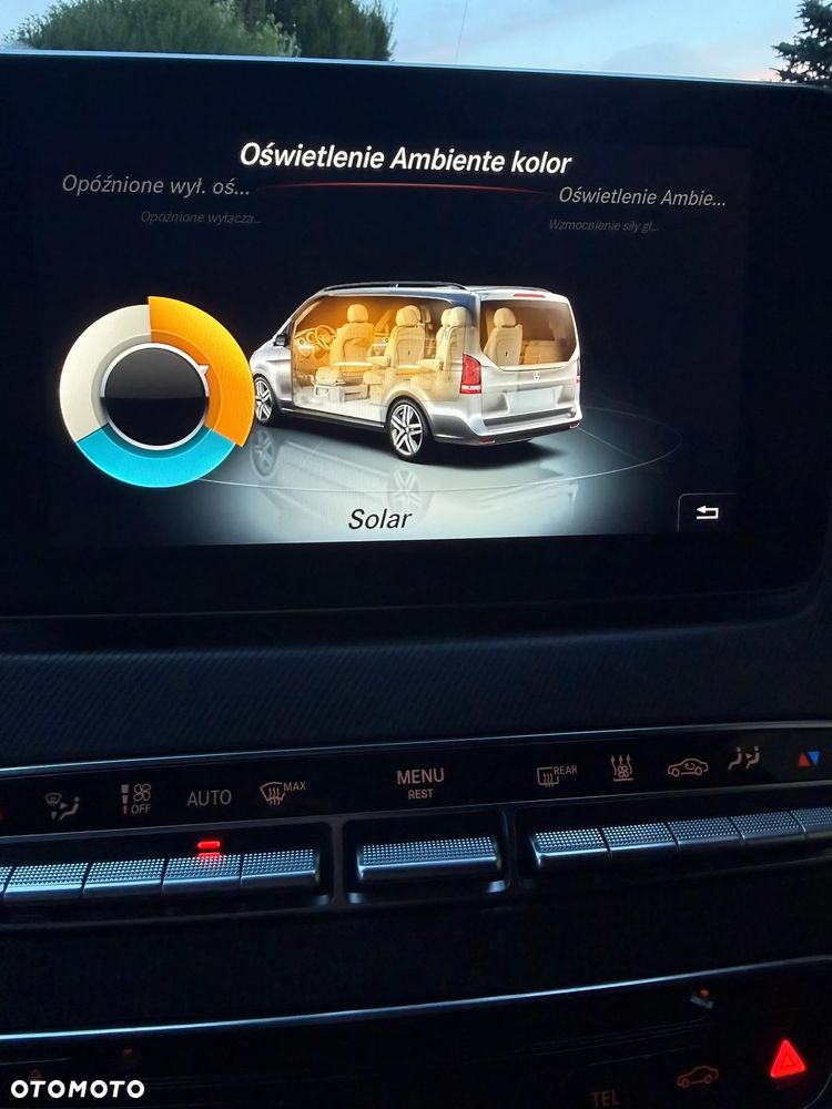 Mercedes-Benz Klasa V 250 (BlueTEC) d Avantgarde 7G-Tronic (d³ugi) - 29