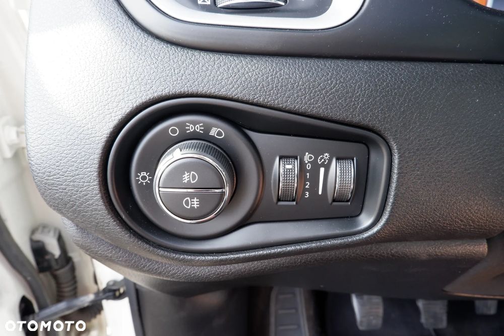 Jeep Renegade 2.0 MultiJet Limited 4WD S&S - 17