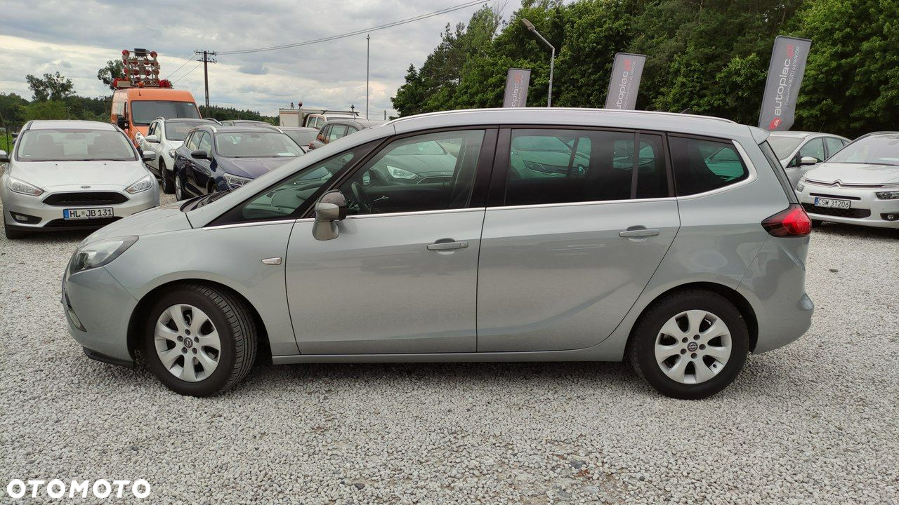 Opel Zafira - 11