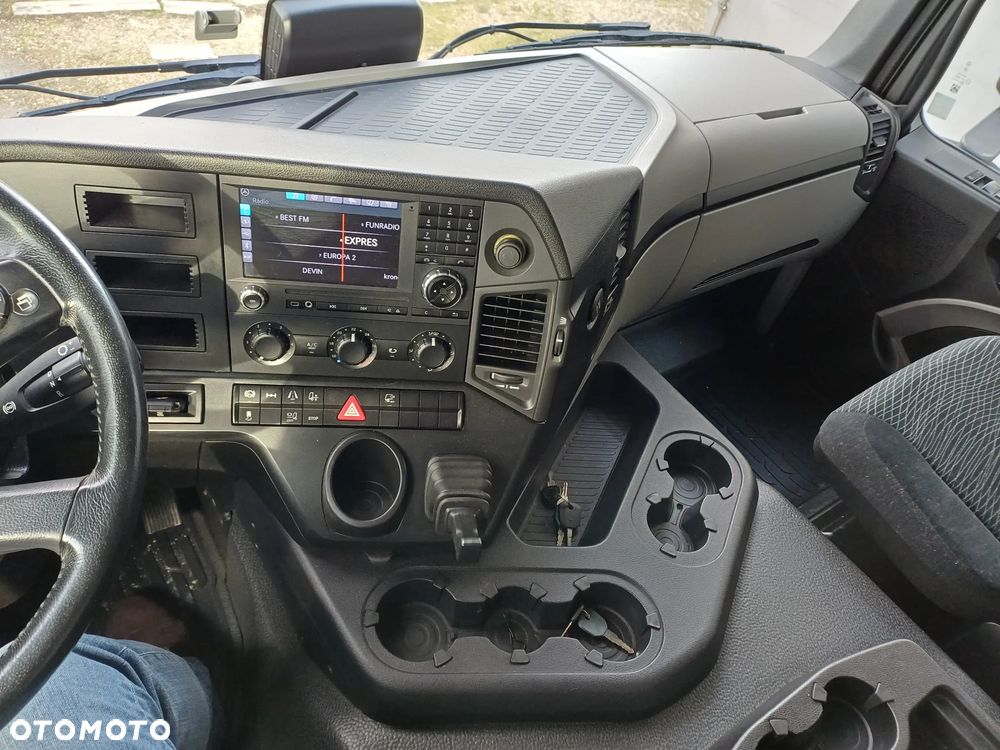 Mercedes-Benz ANTOS plandeka, nowy Tachograf - 12