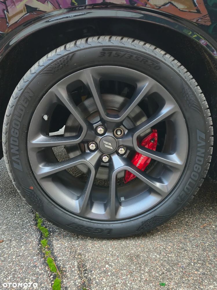 Dodge Challenger 6.4 Scat Pack - 3