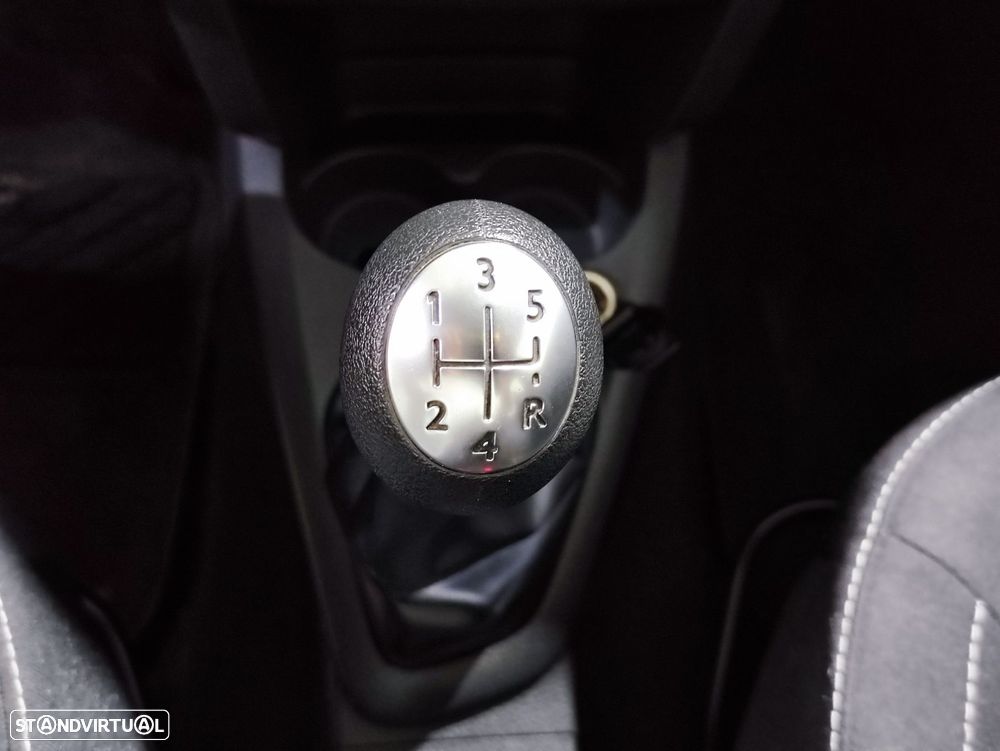 Dacia Logan 0.9 TCe Confort - 18