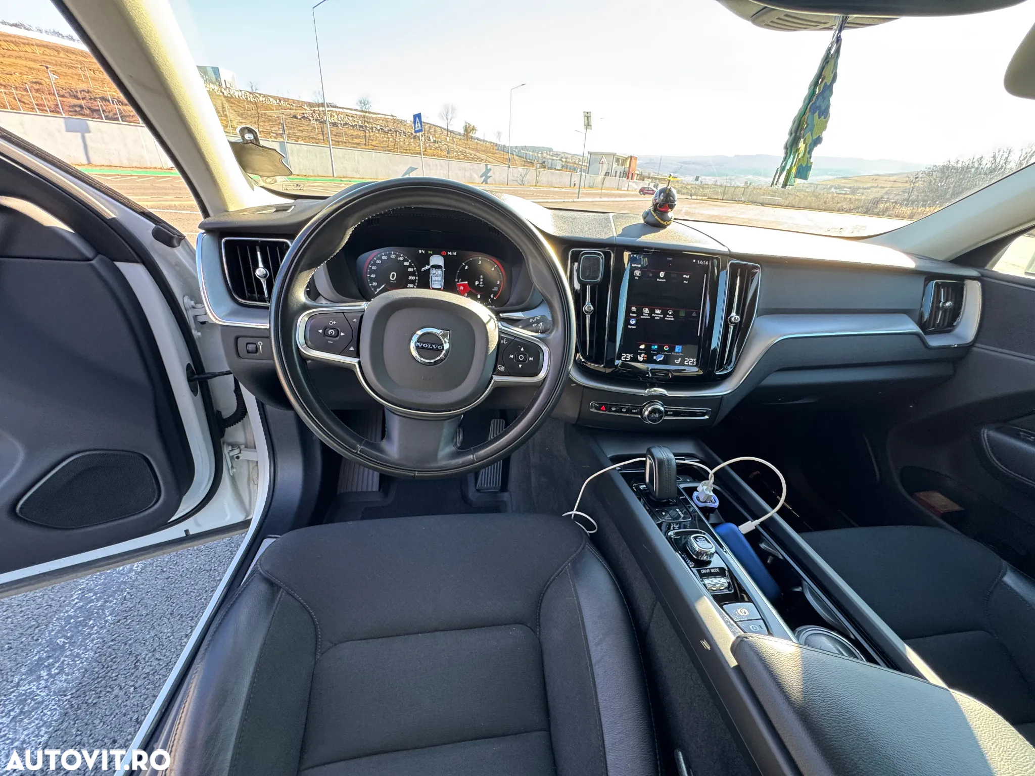 Volvo XC 60 B4 MHEV AWD Momentum - 15