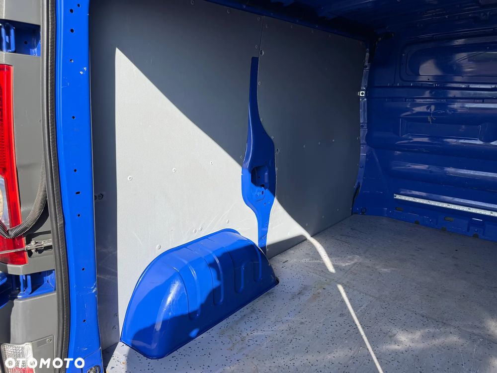Renault TRAFIC - 27