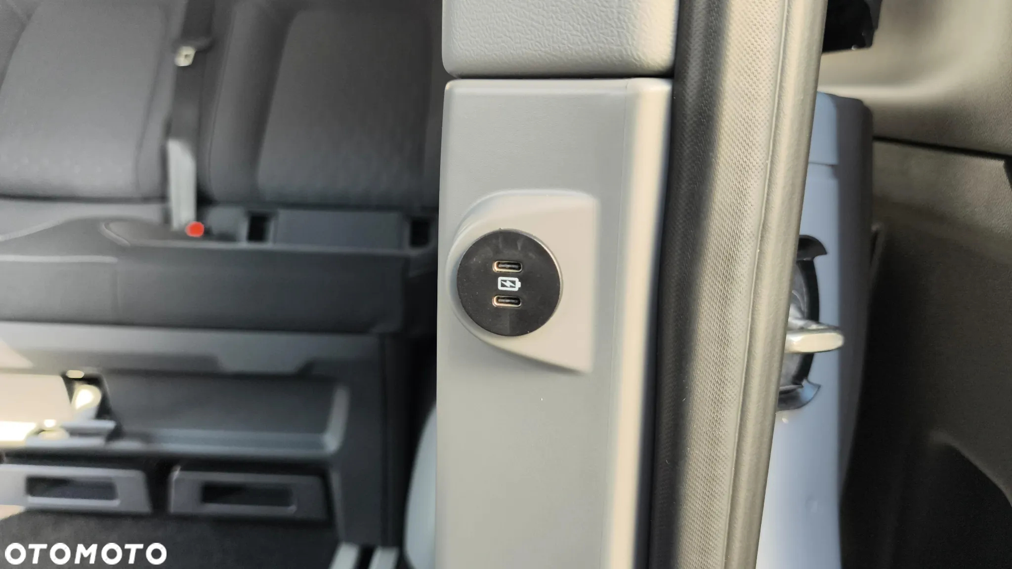Ford Tourneo Custom 2.0 EcoBlue 320 L2 Titanium - 35