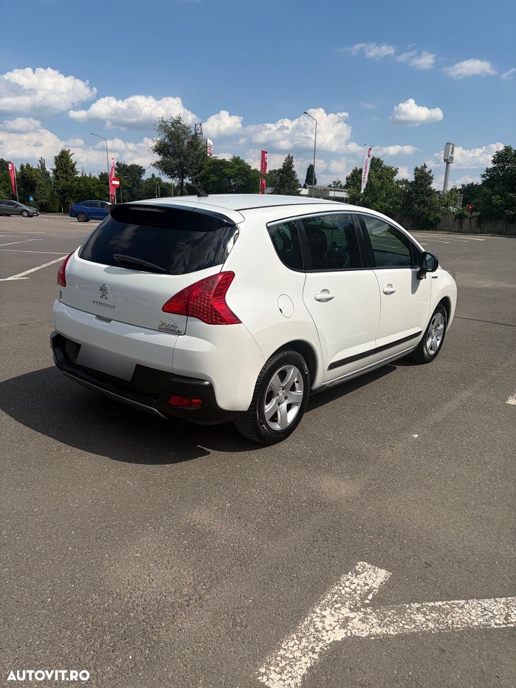 Peugeot 3008 HYbrid4 2.0 HDI FAP BMP - 5
