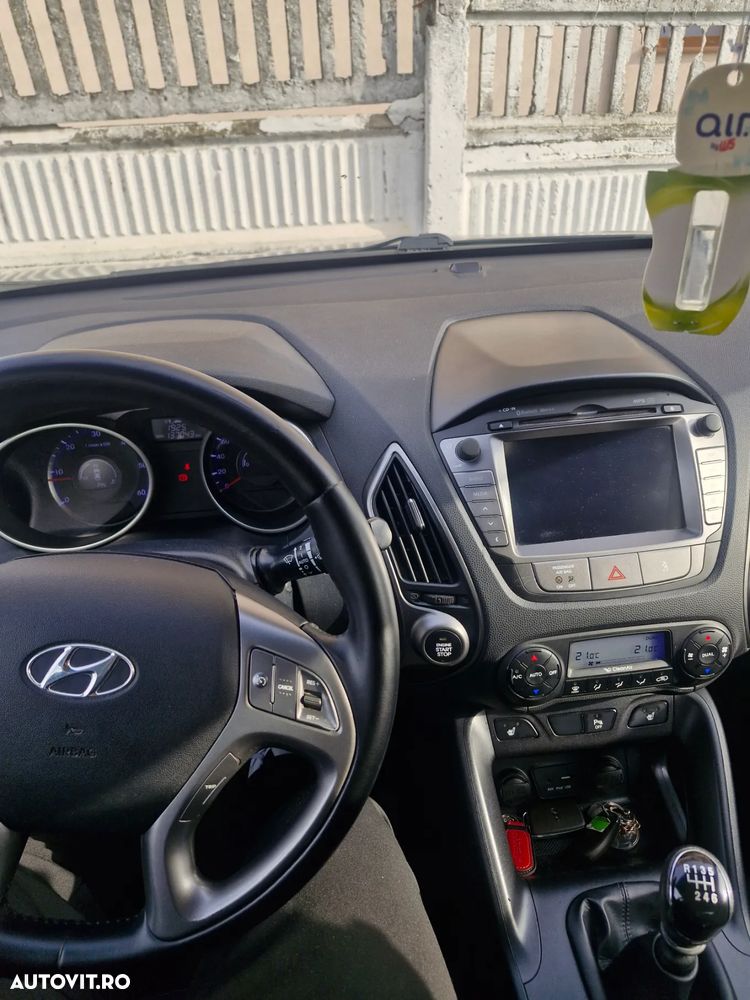 Hyundai ix35 1.7 CRDI 2WD Comfort - 11