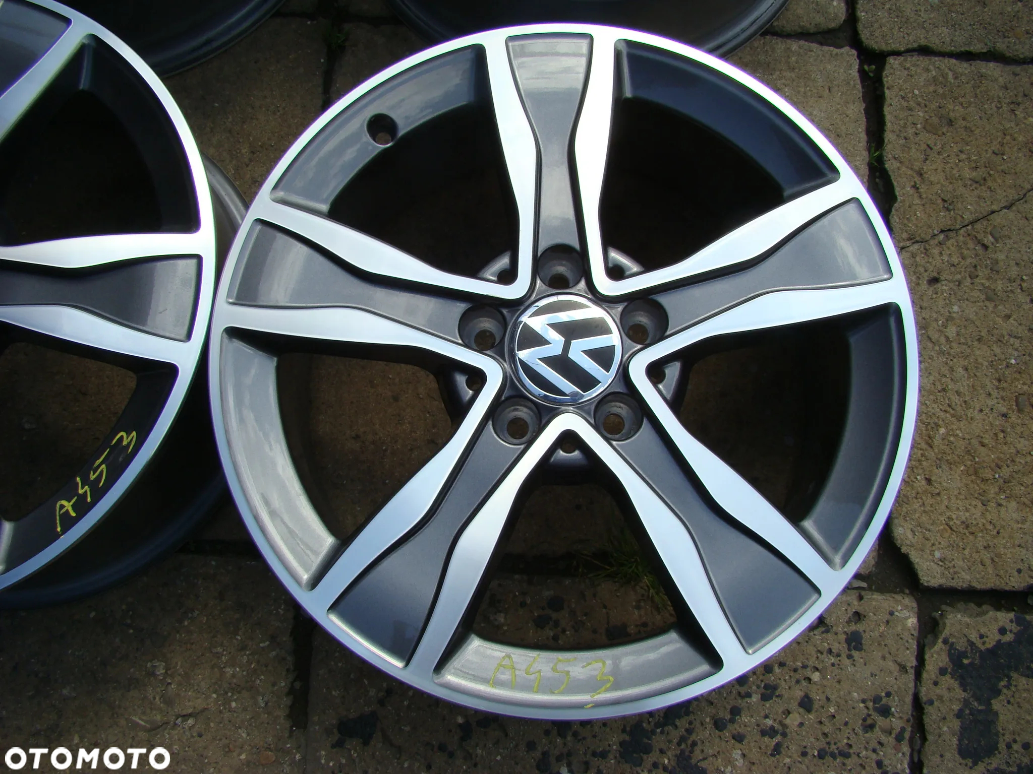 a453 5x112 VW T-Roc Caddy Jetta Touran Golf VI VII VIII Passat B7 B6 7jx17 et48,5 - 3