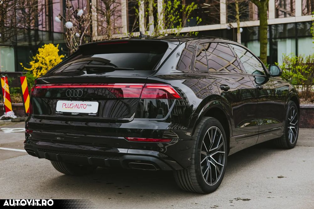Audi SQ8 - 11
