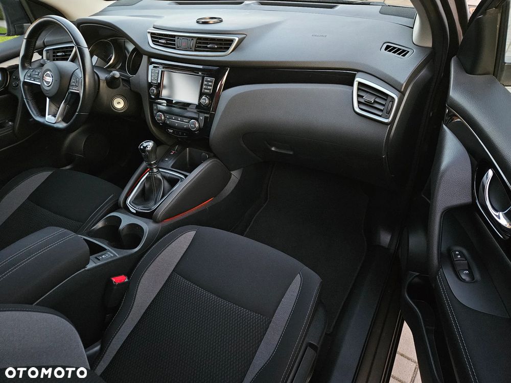 Nissan Qashqai 1.6 dCi Visia S&S - 21