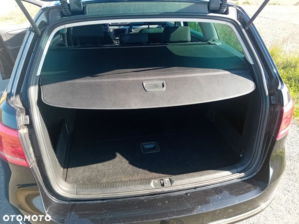 Volkswagen Passat 1.6 TDI BlueMotion Technology Highline - 20