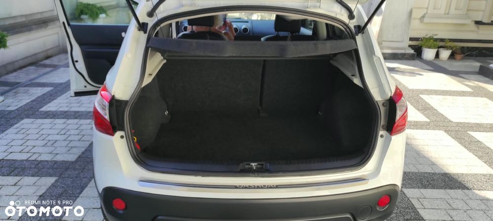 Nissan Qashqai 1.6 DCi Tekna - 16