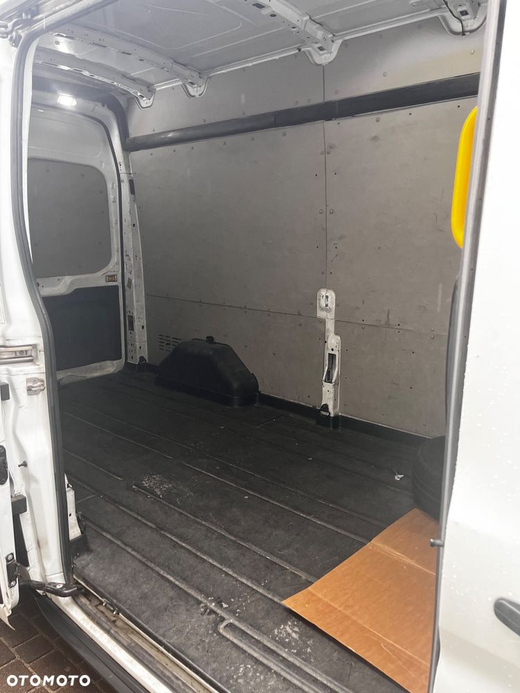 Ford Transit - 8