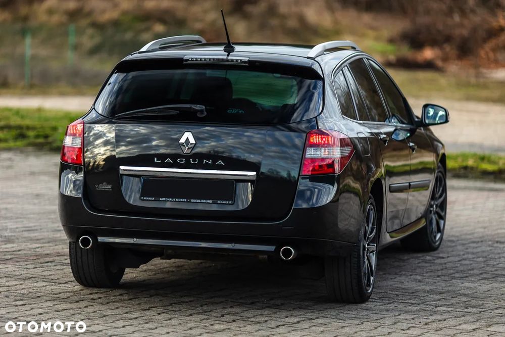 Renault Laguna dCi 175 FAP Initiale - 15