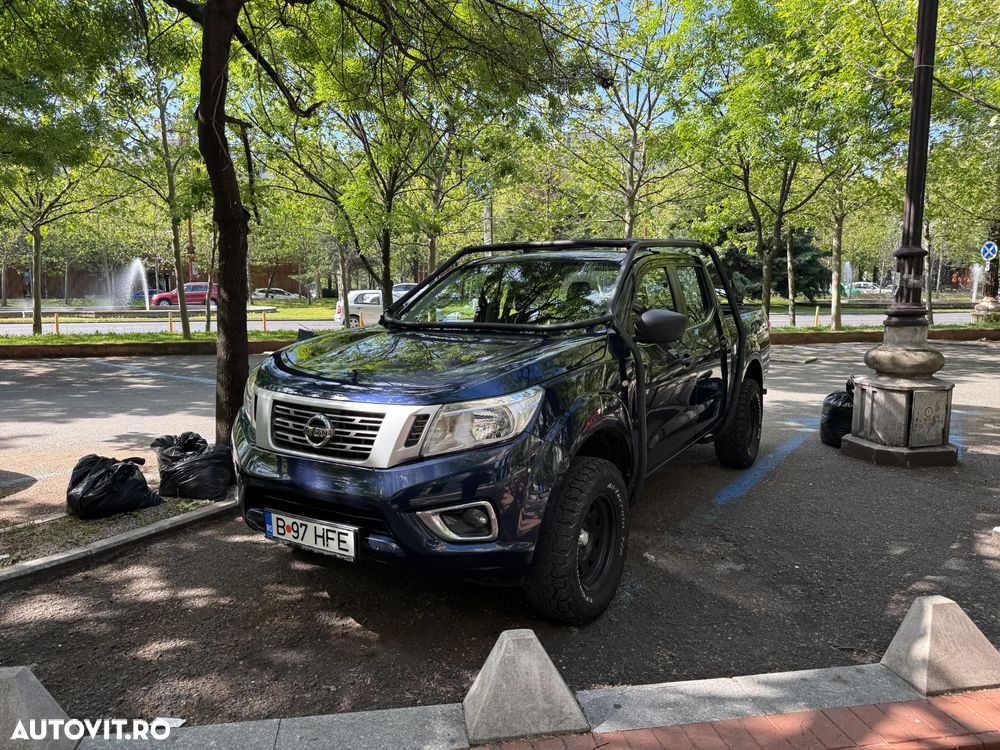 Nissan Navara Double Cab Visia - 1