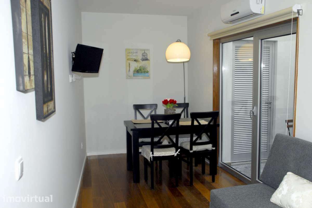Apartamento com 1 quartos - localizado em Cedofeita Porto - Grande imagem: 4/14
