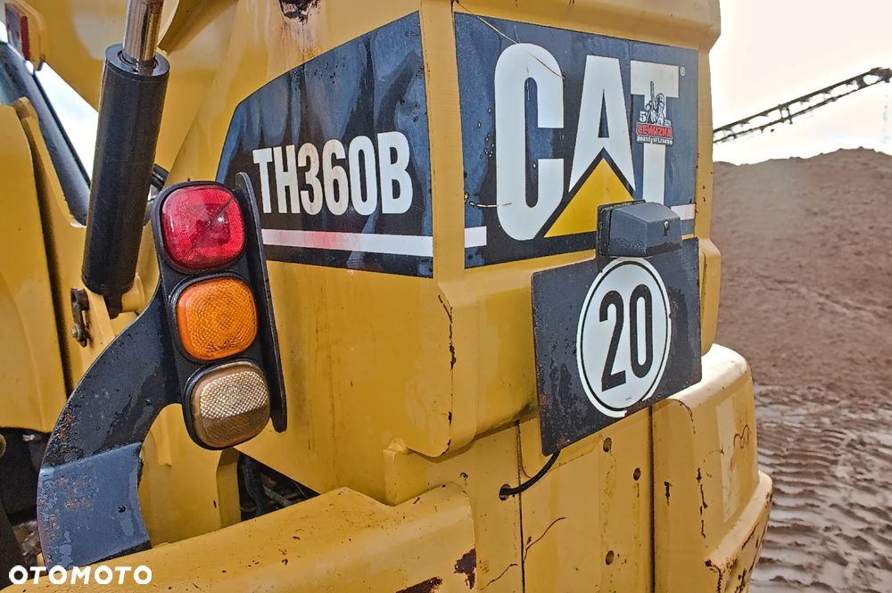 Caterpillar TH360B - 5