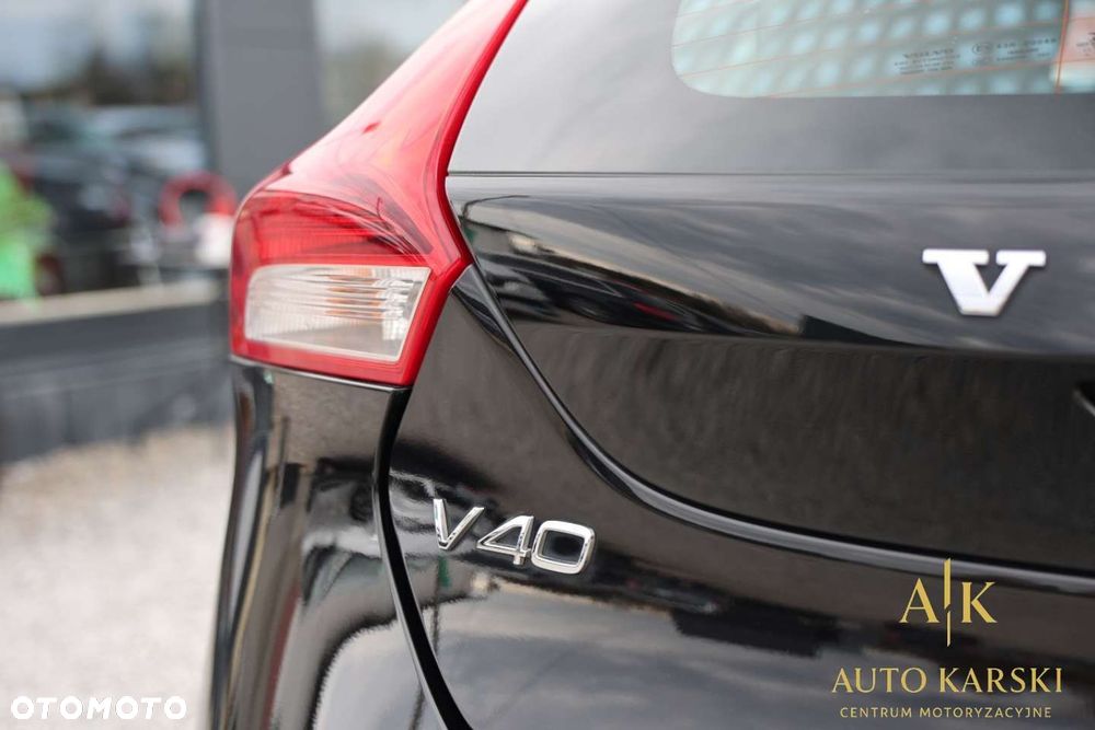 Volvo V40 - 16