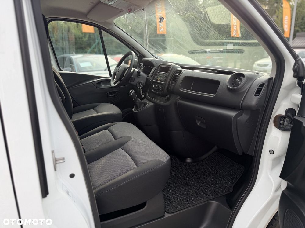Renault Trafic - 18