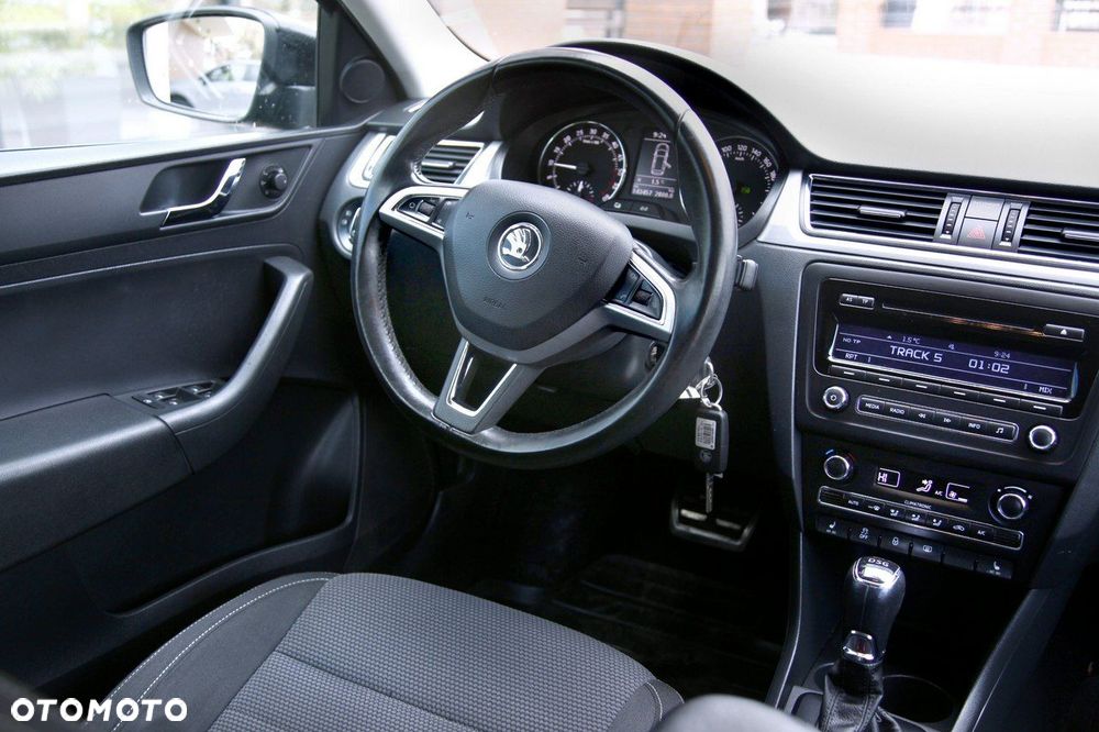 Skoda RAPID 1.6 TDI DSG Edition - 11