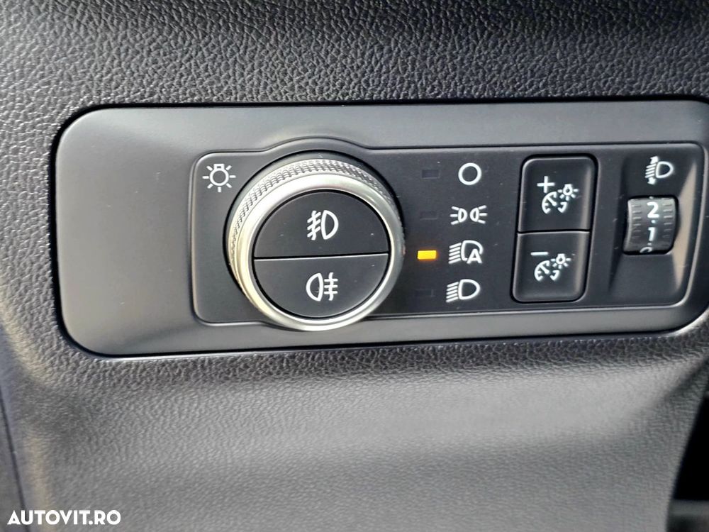 Ford Kuga 2.5 Duratec FHEV FWD ST Line - 12