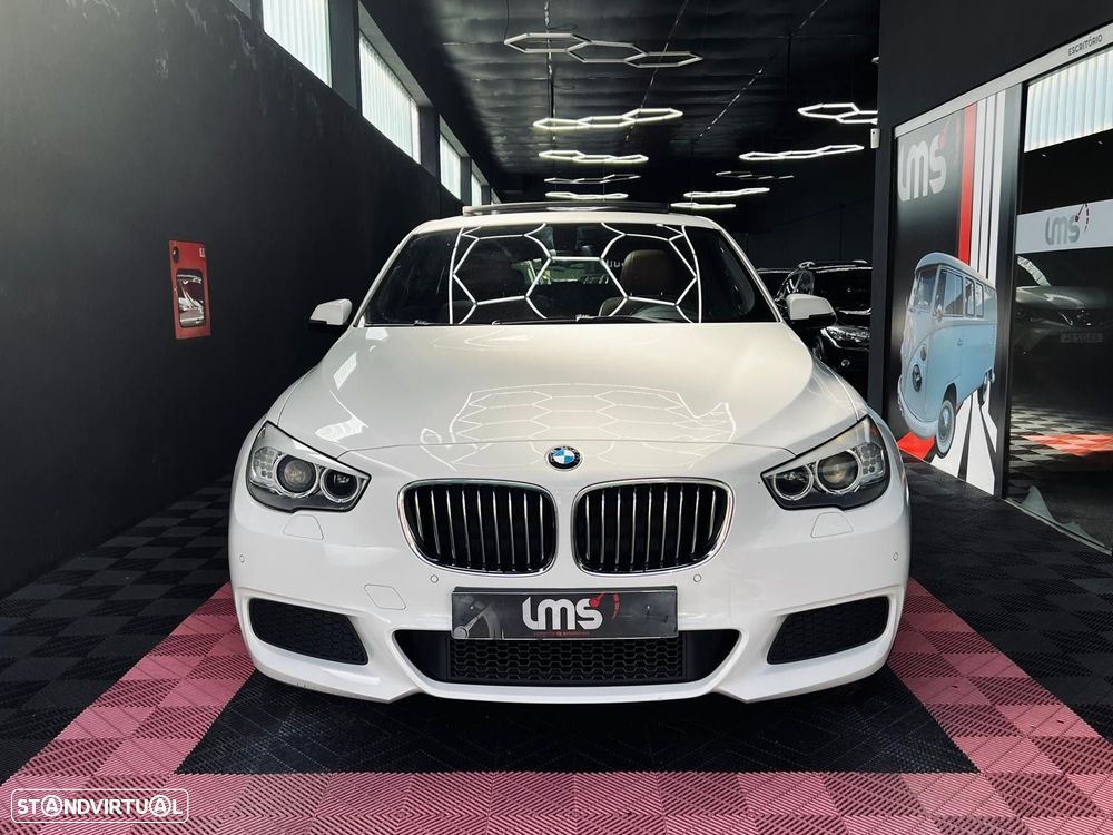 BMW 520 Gran Turismo d Pack M - 3