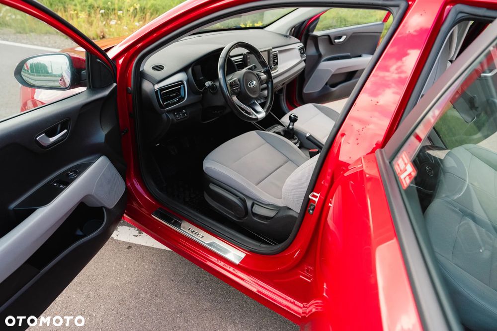 Kia Rio 1.2 M - 21