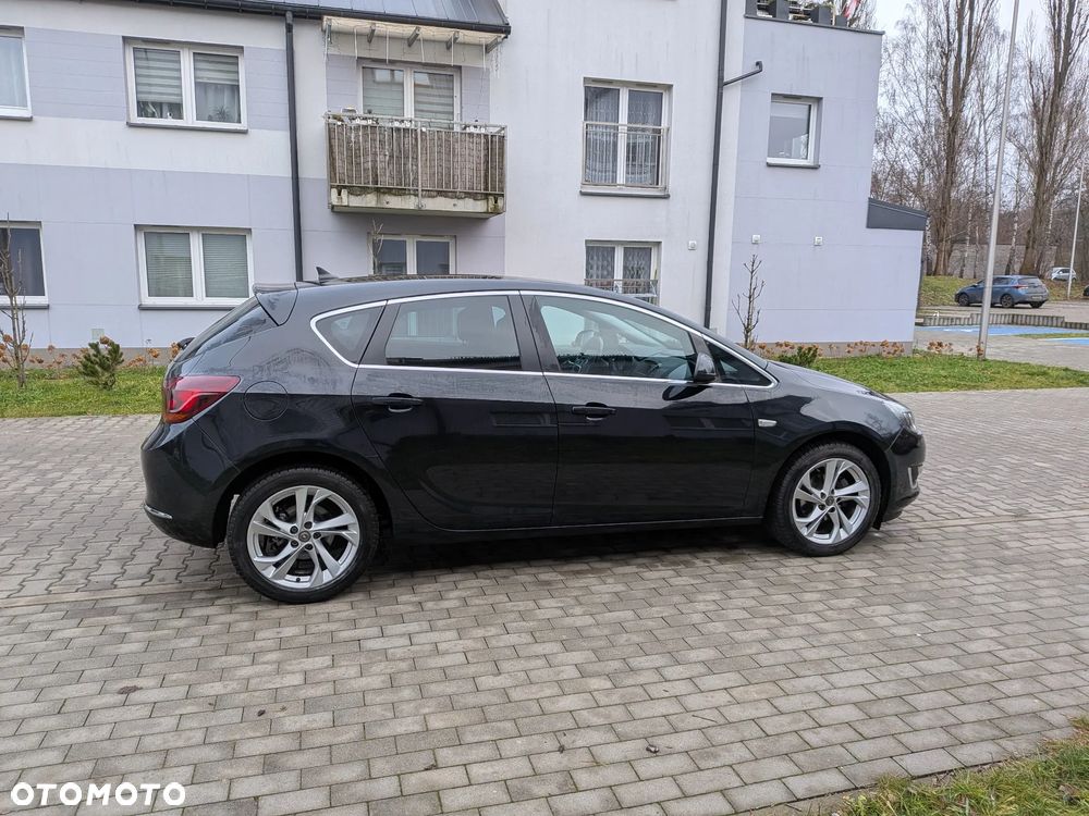 Opel Astra 1.4 Turbo Selection - 10