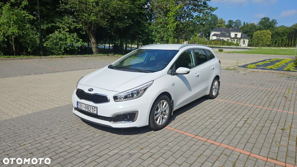 Kia Ceed - 1