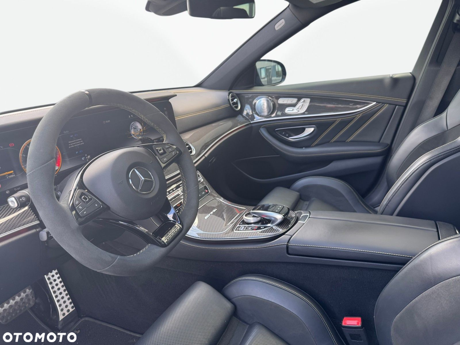 Mercedes-Benz Klasa E AMG 63 S 4-Matic+ - 12