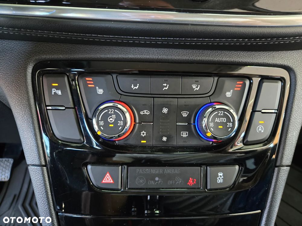 Opel Mokka 1.4 T Cosmo S&S - 12