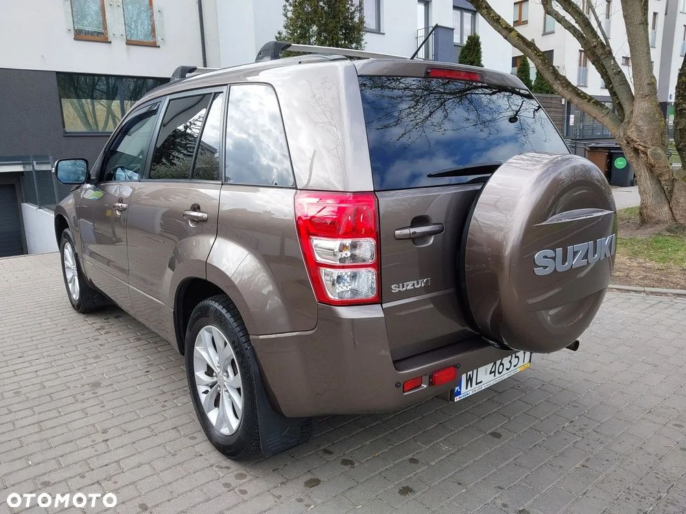Suzuki Grand Vitara 2.4 Premium EU5 - 14