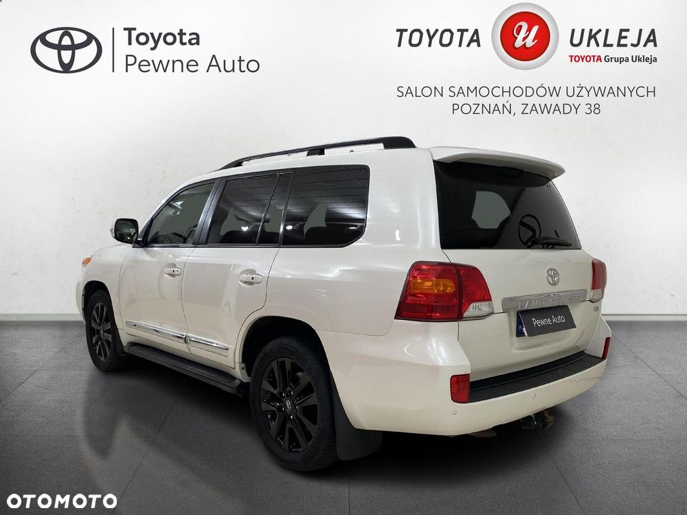Toyota Land Cruiser - 9