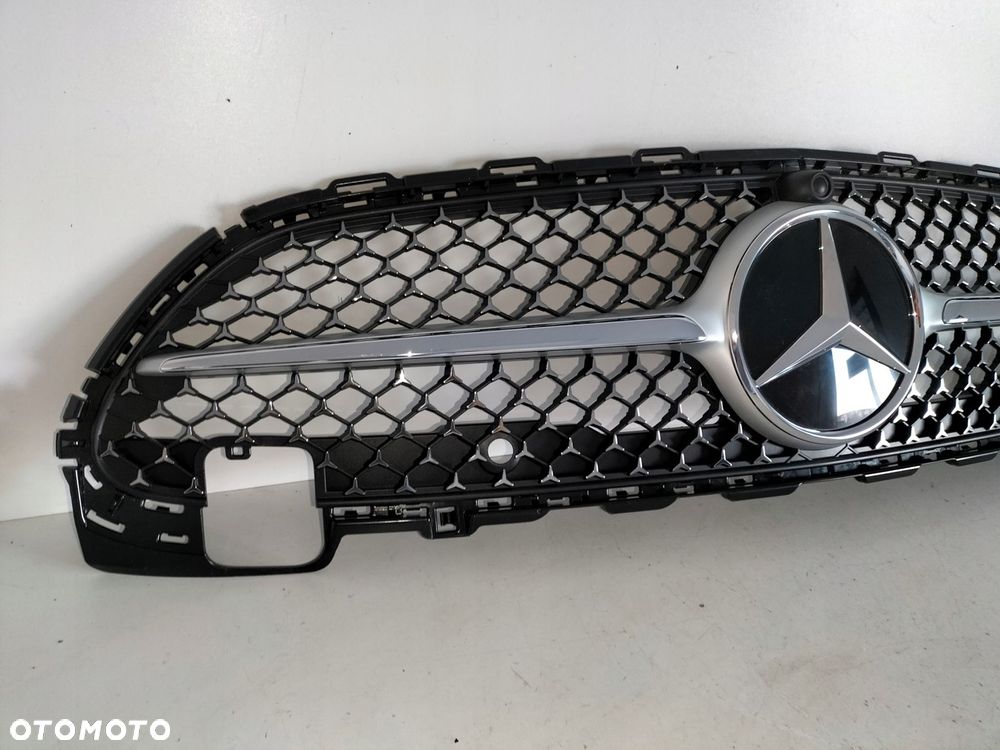atrapa kratka grill mercedes c klasa w206 21- amg - 2