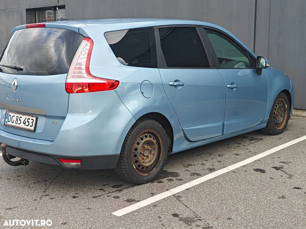 Renault Grand Scenic dCi 130 FAP Start & Stop Bose Edition - 6