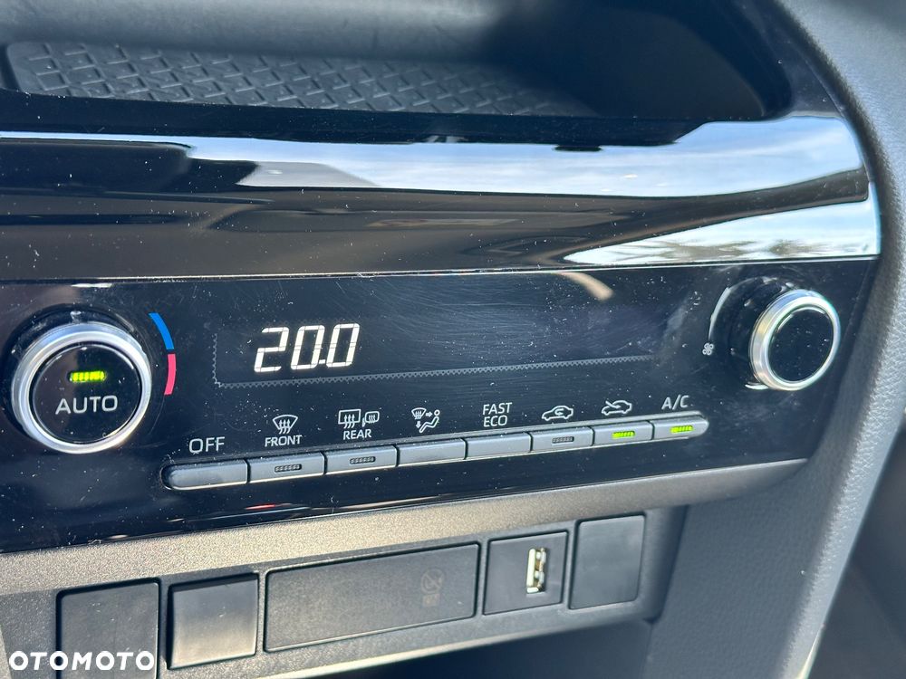Toyota Yaris Cross - 19