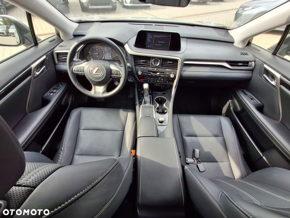 Lexus RX - 14