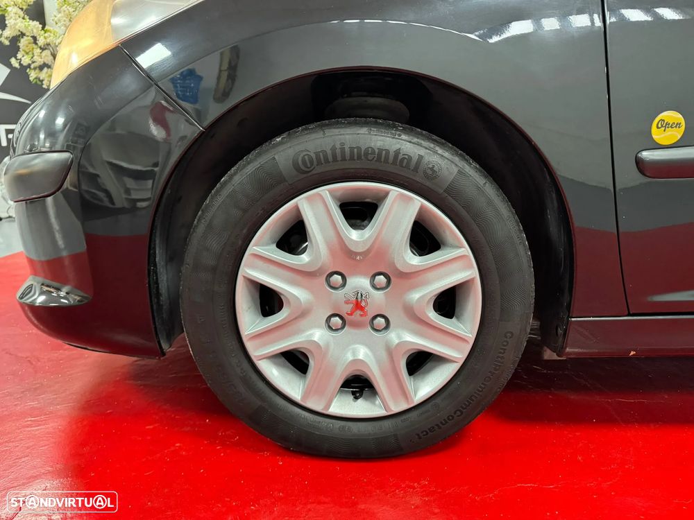 Peugeot 207 1.4 16V Open - 12