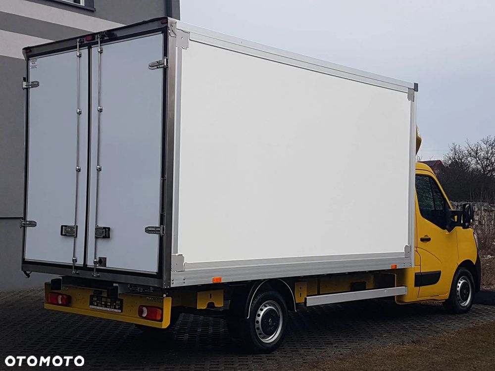 Renault MASTER KONTENER 8EP 4,22x2,23x2,23 KLIMA KRAJOWY MANUAL 6-BIEGÓW - 4