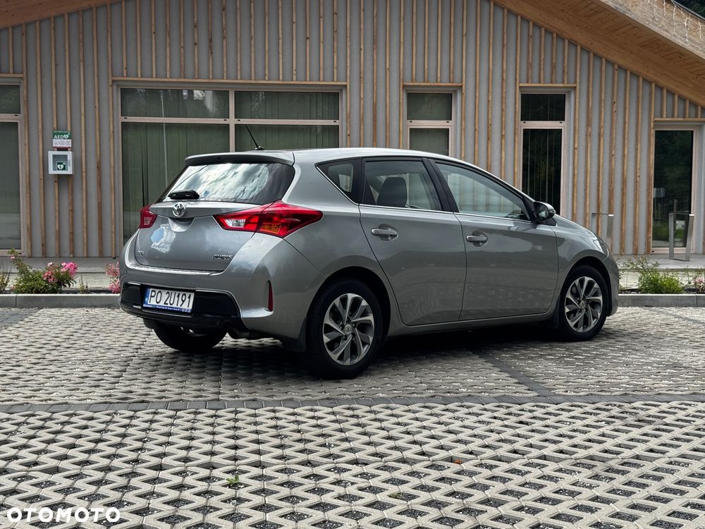 Toyota Auris 1.6 Prestige - 4