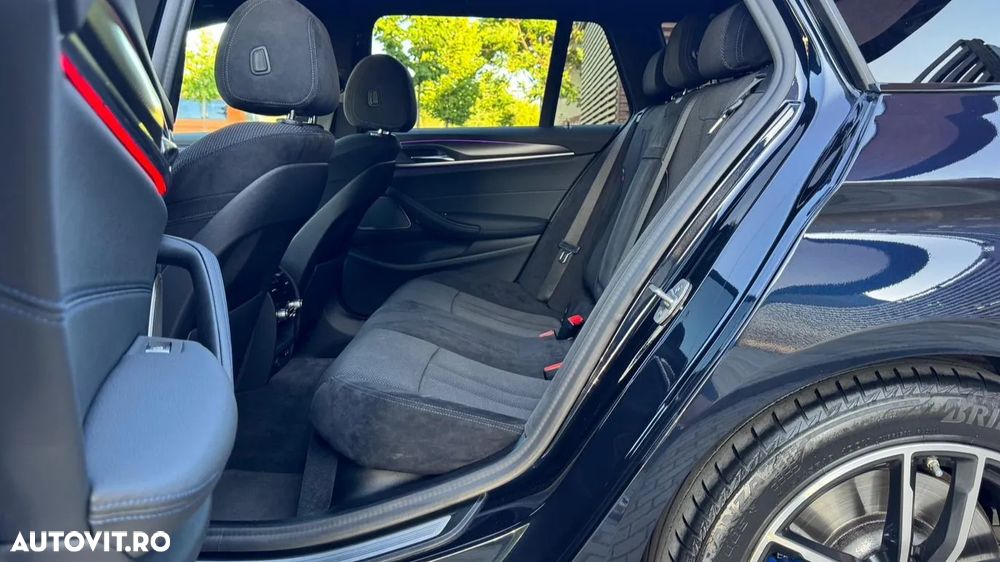 BMW Seria 5 520d xDrive Touring Aut. M Sport Edition - 20