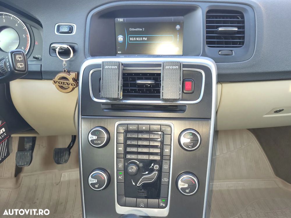 Volvo V60 D3 Start-Stop Basic - 11