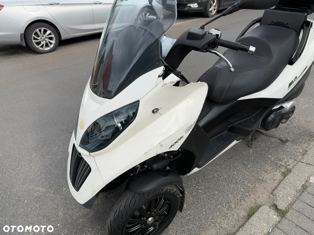 Piaggio MP-3 - 9