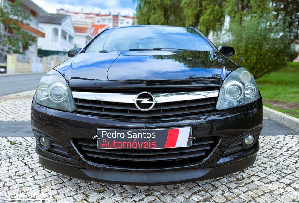 Opel Astra GTC 1.7 CDTi - 4