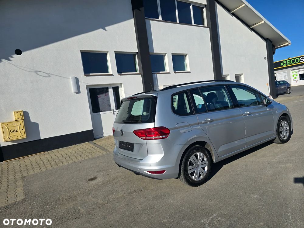Volkswagen Touran 1.6 TDI BMT SCR Comfortline - 6