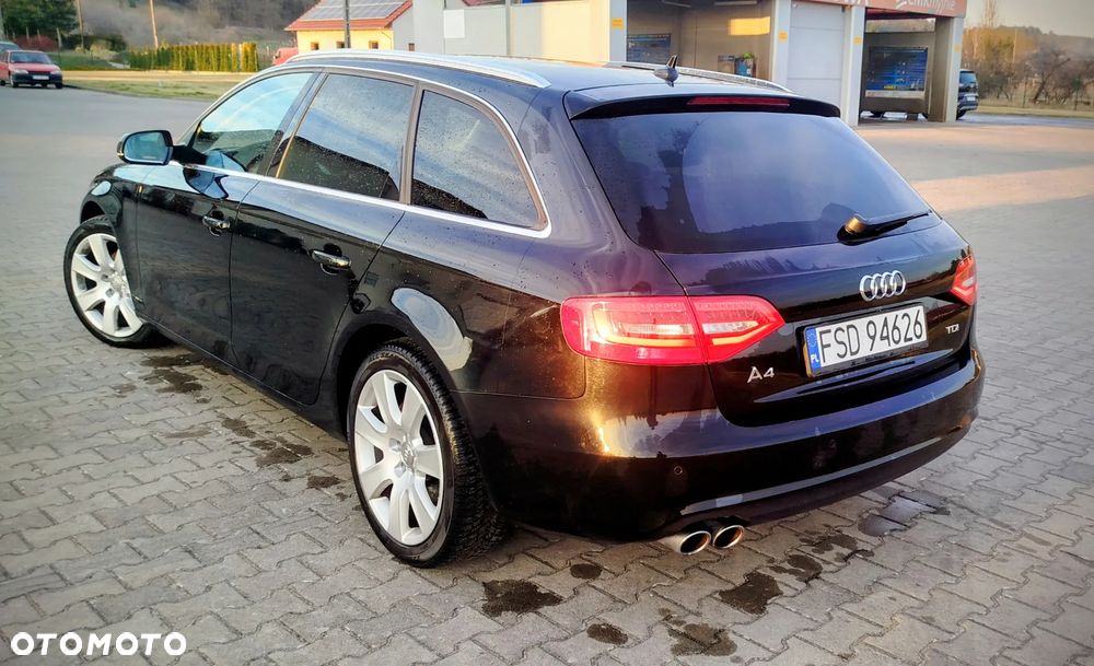 Audi A4 Avant 2.0 TDI Multitronic - 6
