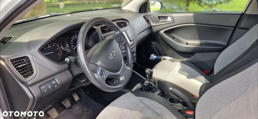 Hyundai i20 - 9