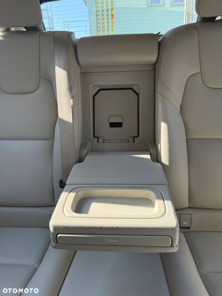 Volvo XC 60 D4 Inscription - 32