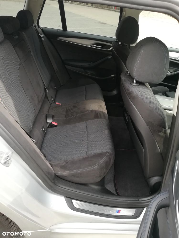BMW Seria 5 520d Touring M Sport Edition - 33