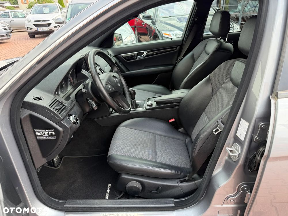 Mercedes-Benz Klasa C 220 CDI DPF BlueEFFICIENCY SPORT EDITION - 13